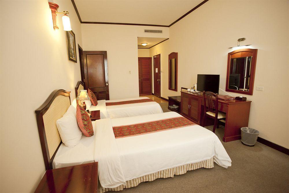 Asean Halong Hotel Халонг Экстерьер фото
